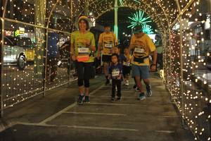 BIB: 3201, 044, 2975
                            <button type="button" onclick="openModal(26274726)" class="btn btn-primary btn-sm float-right btn-popup" data-toggle="modal" data-target=".modal-high-quality">
                        <i class="fas fa-shopping-cart"></i> Add to Cart
                    </button>
                                            <button type="button" onclick="isThisMe(26274726, true)" class="btn btn-success btn-sm float-right btn-popup btn-isme hidden" data-toggle="tooltip" data-placement="bottom" title="นี่คือรูปของคุณใช่ไหม คลิกที่นี่เพื่อเอาเข้าอัลบั้ม">
                        <i class="fas fa-plus"></i> Add to album
                    </button>
                    <button type="button" onclick="isThisMe(26274726, false)" class="btn btn-warning btn-sm float-right btn-popup btn-isnotme hidden">
                        <i class="fas fa-ban"></i> Remove from album
                    </button>